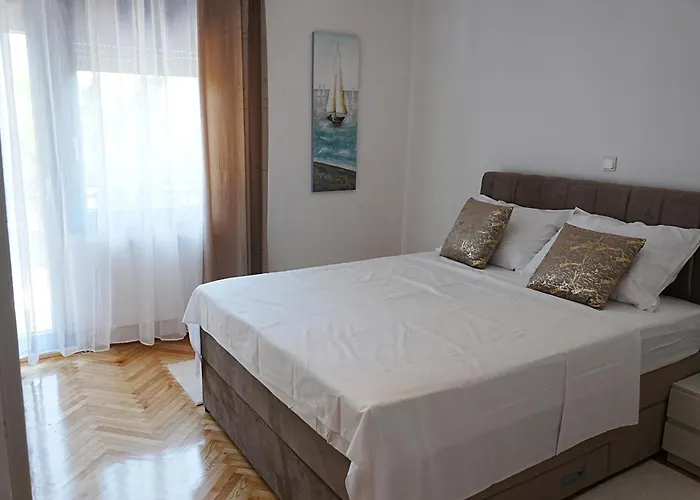 Daire Deni Kastela